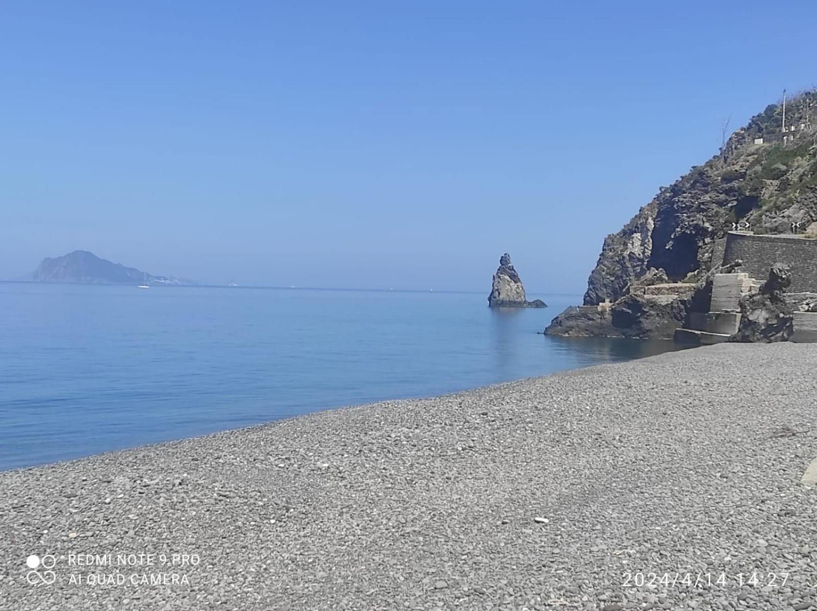 Appartamento Rocche Rosse Acquacalda Esterno foto