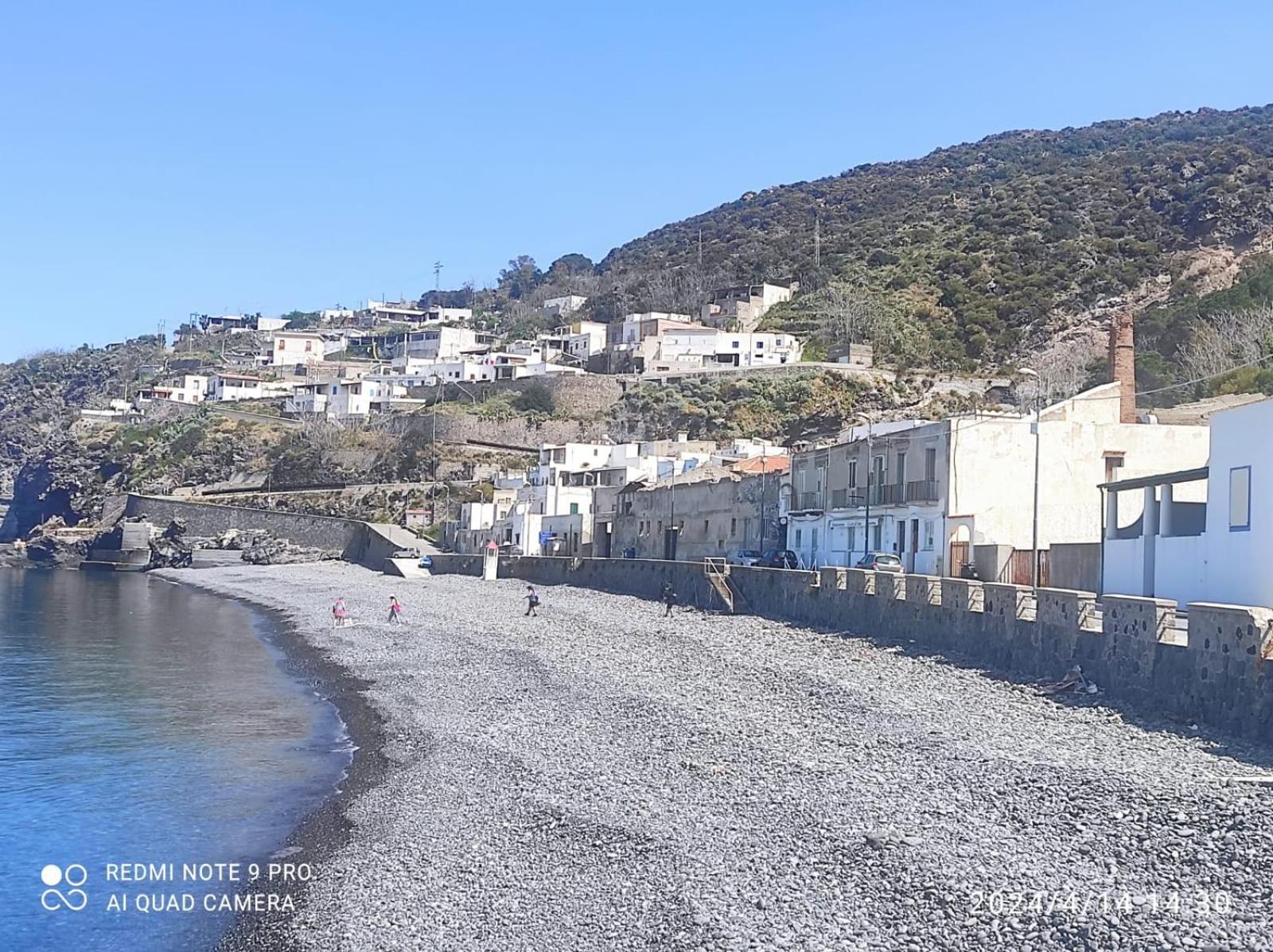 Appartamento Rocche Rosse Acquacalda Esterno foto
